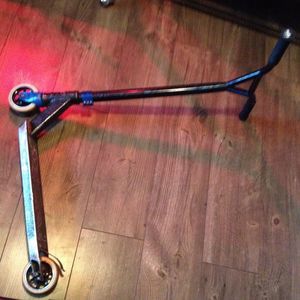 Meet your Posher, Ean